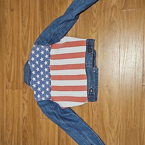 * 3 for $10 * BDG Cropped denim jacket - Picture 7 of 9